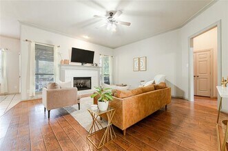 231 E Vine St in Keller, TX - Building Photo - Building Photo