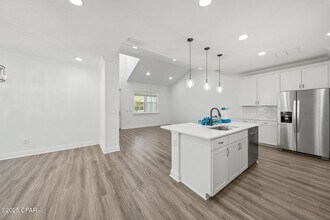 9000 Parrot Pl in Panama City Beach, FL - Building Photo - Building Photo