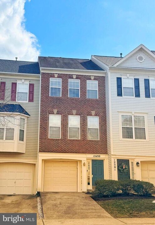 12499 Heykens Ln in Bristow, VA - Building Photo