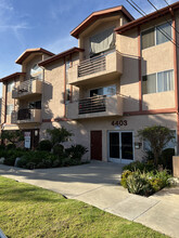 Toland Way Apartments in Eagle Rock, CA - Building Photo - Building Photo