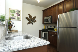 Morgan's Bluff in Sayreville, NJ - Building Photo - Interior Photo