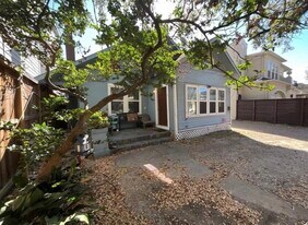3403 Yupon St in Houston, TX - Building Photo