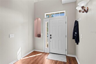 3023 Pointeview Dr in Tampa, FL - Building Photo - Building Photo