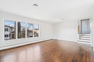 15 Hillcrest Ave, Unit 15A in Fort Lee, NJ - Building Photo - Building Photo