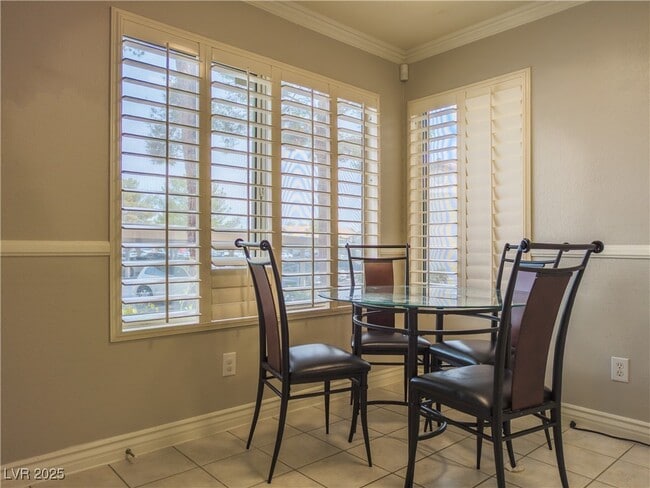 5253 Caspian Springs Dr in Las Vegas, NV - Building Photo - Building Photo