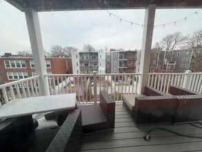 733 E 3rd St, Unit #3 in Boston, MA - Building Photo - Building Photo