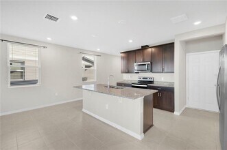 773 Legacy Dr in Davenport, FL - Building Photo - Building Photo