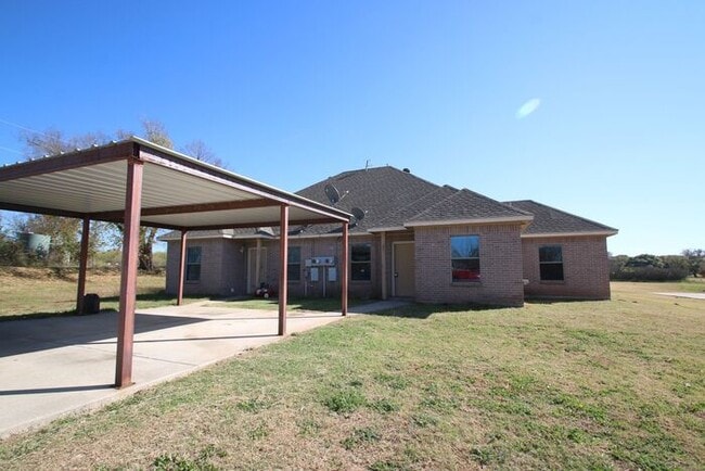 107 Sunburst Ct in Weatherford, TX - Building Photo - Building Photo
