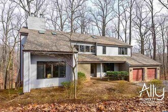 501 Rookwood Pl in Charlottesville, VA - Building Photo - Building Photo