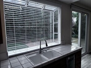 2696 Santa Ana Ave in Costa Mesa, CA - Building Photo - Building Photo