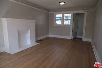 1665 W 30th St in Los Angeles, CA - Building Photo - Building Photo