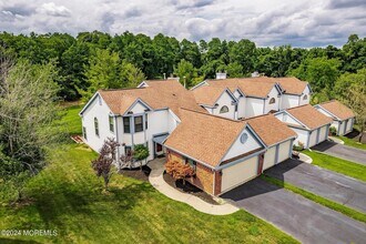 73 Old Orchard Ln in Ocean Township, NJ - Building Photo - Building Photo