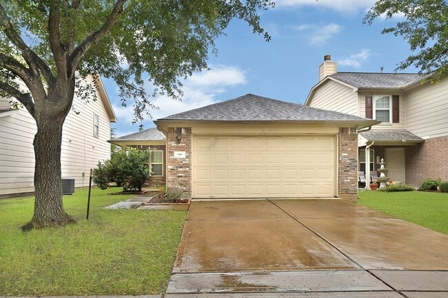 property at 702 Heatherton Hill Ln