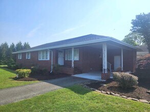 30317 Marva Rd in New Church, VA - Building Photo - Building Photo