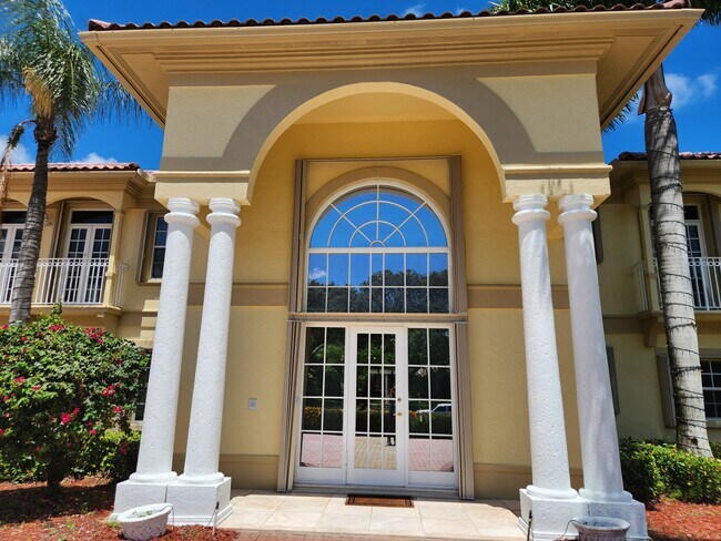 17885 Fieldbrook Cir E in Boca Raton, FL - Building Photo - Building Photo