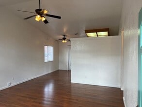 3301 Jamestown Dr in Modesto, CA - Building Photo - Building Photo