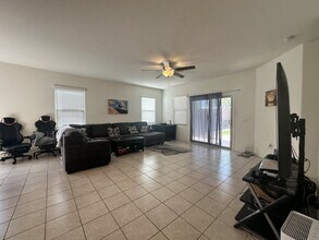 7022 E Calle Arco Iris in Tucson, AZ - Building Photo - Building Photo