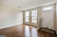 512 St Mary St photo'