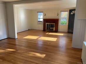 40 W Garden St in Rhinebeck, NY - Building Photo - Building Photo