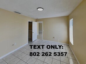 11621 NW 30th Pl in Sunrise, FL - Building Photo - Building Photo