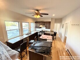 3 Mount Vernon St, Unit 2 in Boston, MA - Building Photo