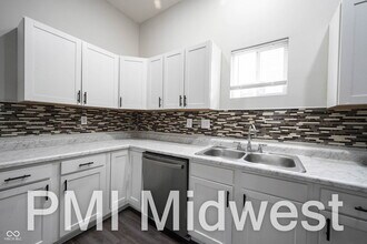 925 N Sheffield Ave in Indianapolis, IN - Building Photo - Building Photo