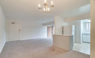 3700 N Rosser St, Unit 201 in Alexandria, VA - Building Photo