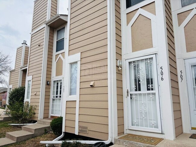 property at 8134 Gray Ct