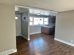 2316 S Carpenter St in Appleton, WI - Foto de edificio - Building Photo