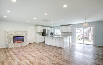 43 Etta Pl in Ocean Shores, WA - Building Photo - Building Photo