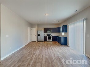 165 Ogden Pond Pl in Zebulon, NC - Building Photo - Building Photo