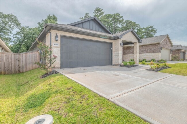 1721 Succotash Oak Ct