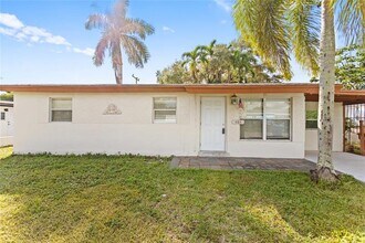 4184 SW 49th Ct in Fort Lauderdale, FL - Building Photo - Building Photo