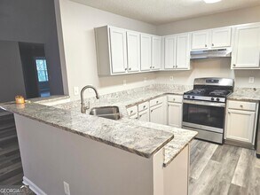 1006 Crest Ridge Pl SW in Marietta, GA - Building Photo - Building Photo