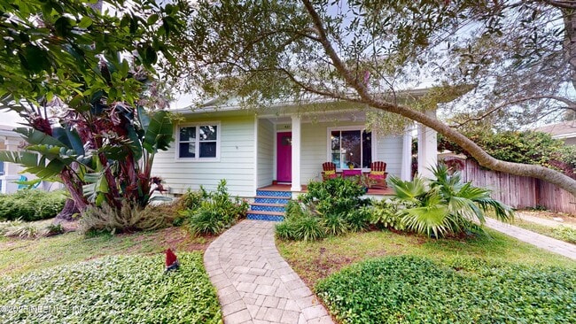 property at 421 7th Ave S