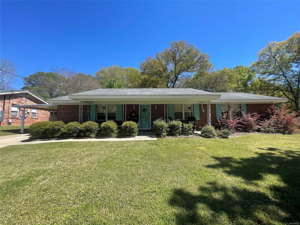 133 Lawrence St in Prattville, AL - Building Photo