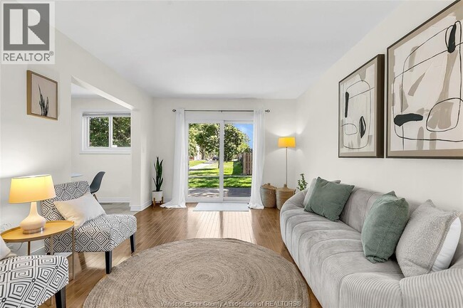 property at 1930 Columbia Ct