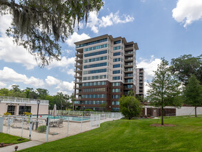 Six Thousand on the River in Jacksonville, FL - Building Photo - Building Photo