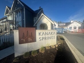 24951 112 Av in Maple Ridge, BC - Building Photo - Building Photo