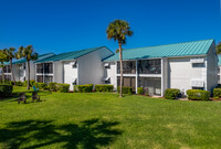 White Sands Village Condominiums in Sarasota, FL - Foto de edificio - Primary Photo