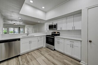 2022 Lakewood Ct in Willis, TX - Building Photo - Building Photo