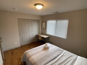 94-96-96 McMillen Ave in Columbus, OH - Foto de edificio - Building Photo