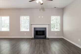 425 Daffodil Drive in Temple, GA - Building Photo - Building Photo