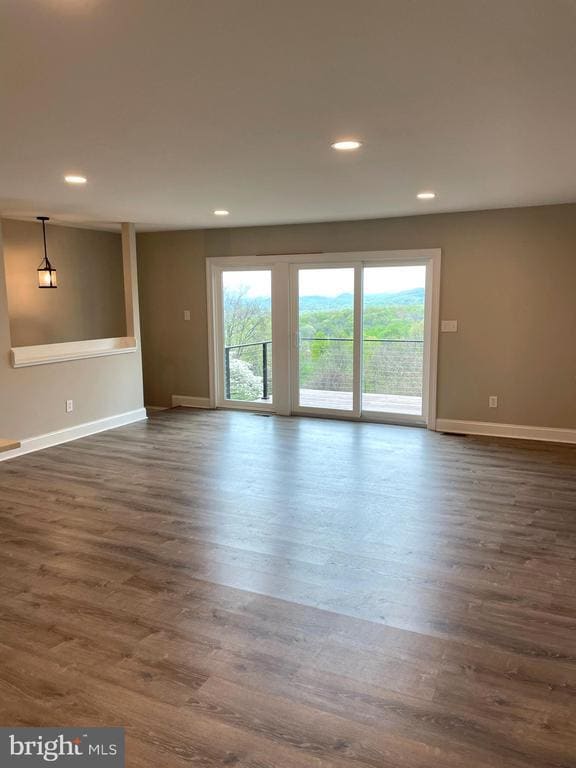 138 Grimes Golden Rd in Linden, VA - Building Photo - Building Photo