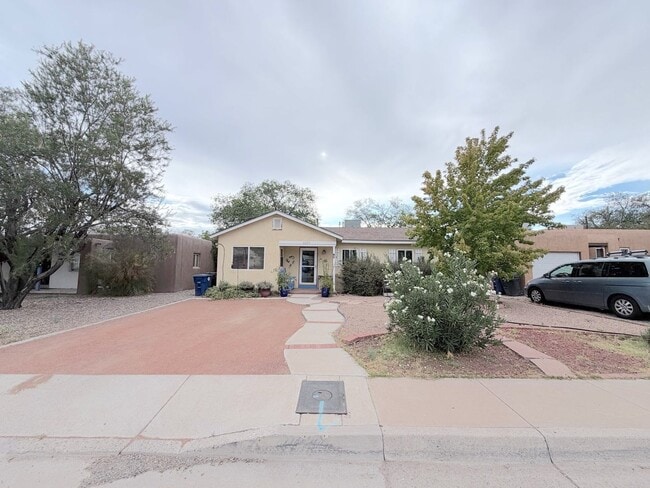 property at 1224 Princeton Dr NE