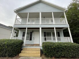 250 Northside Dr in Athens, GA - Building Photo