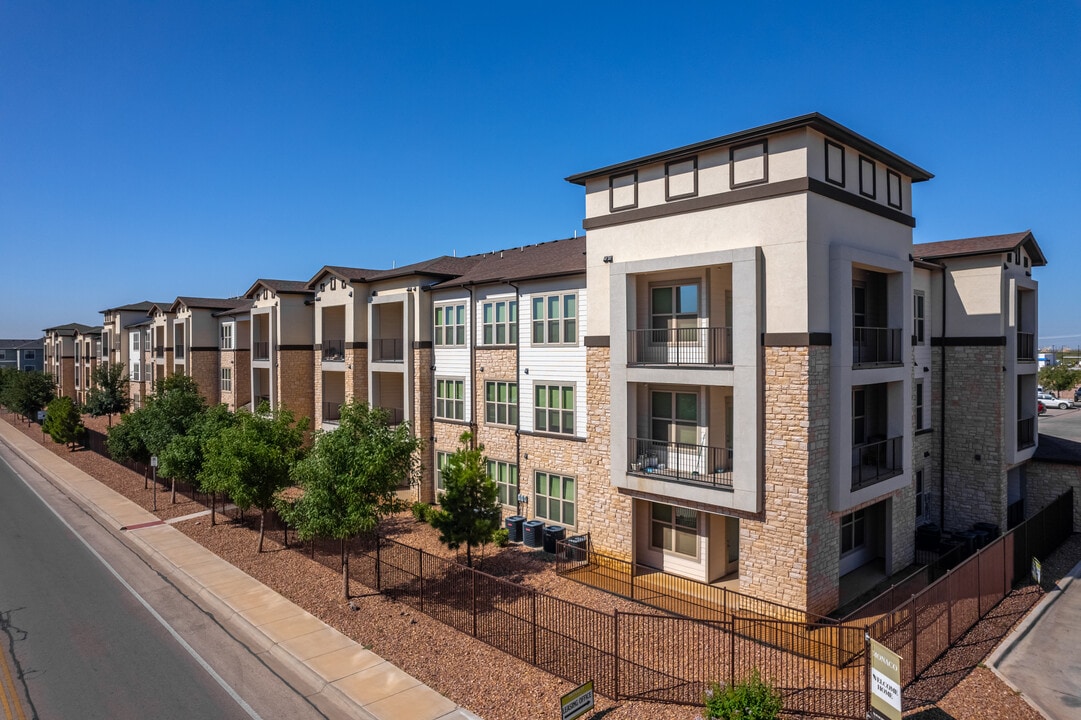 Monaco in Midland, TX - Building Photo