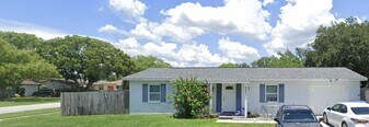 9231 Antrim St in Spring Hill, FL - Building Photo
