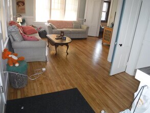 32 College Ave in Orono, ME - Building Photo - Building Photo