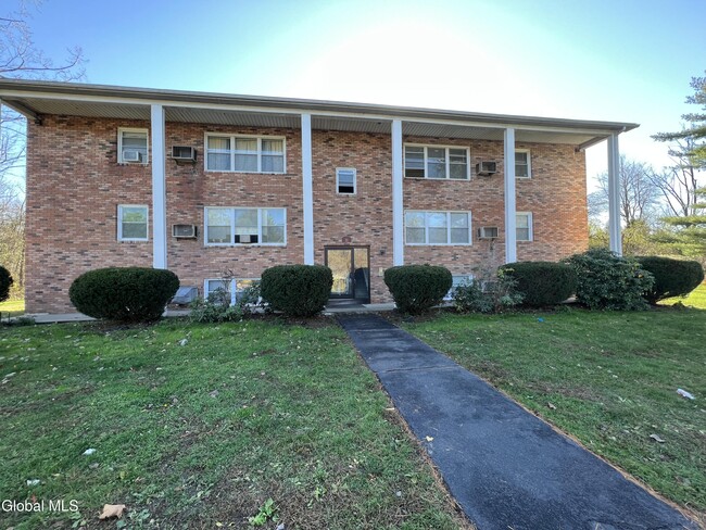 property at 11-21-21 Ashdown Rd